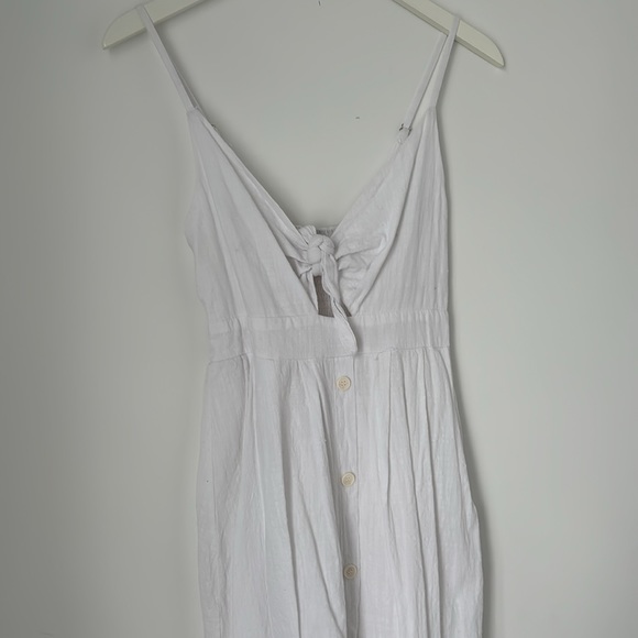 Amazon Dress - Picture 2 of 3